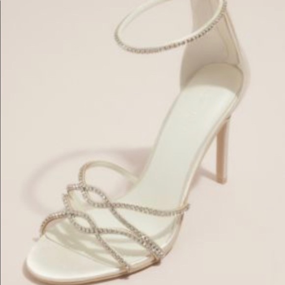 Entwined Crystal Satin Stilettos Ivory Size 6 - Picture 1 of 3